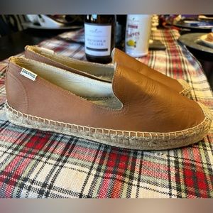 The Seville Smoking Slipper Platform